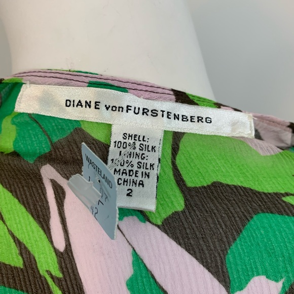 Y2K Diane Von Furstenberg Silk Top - Picture 7 of 7